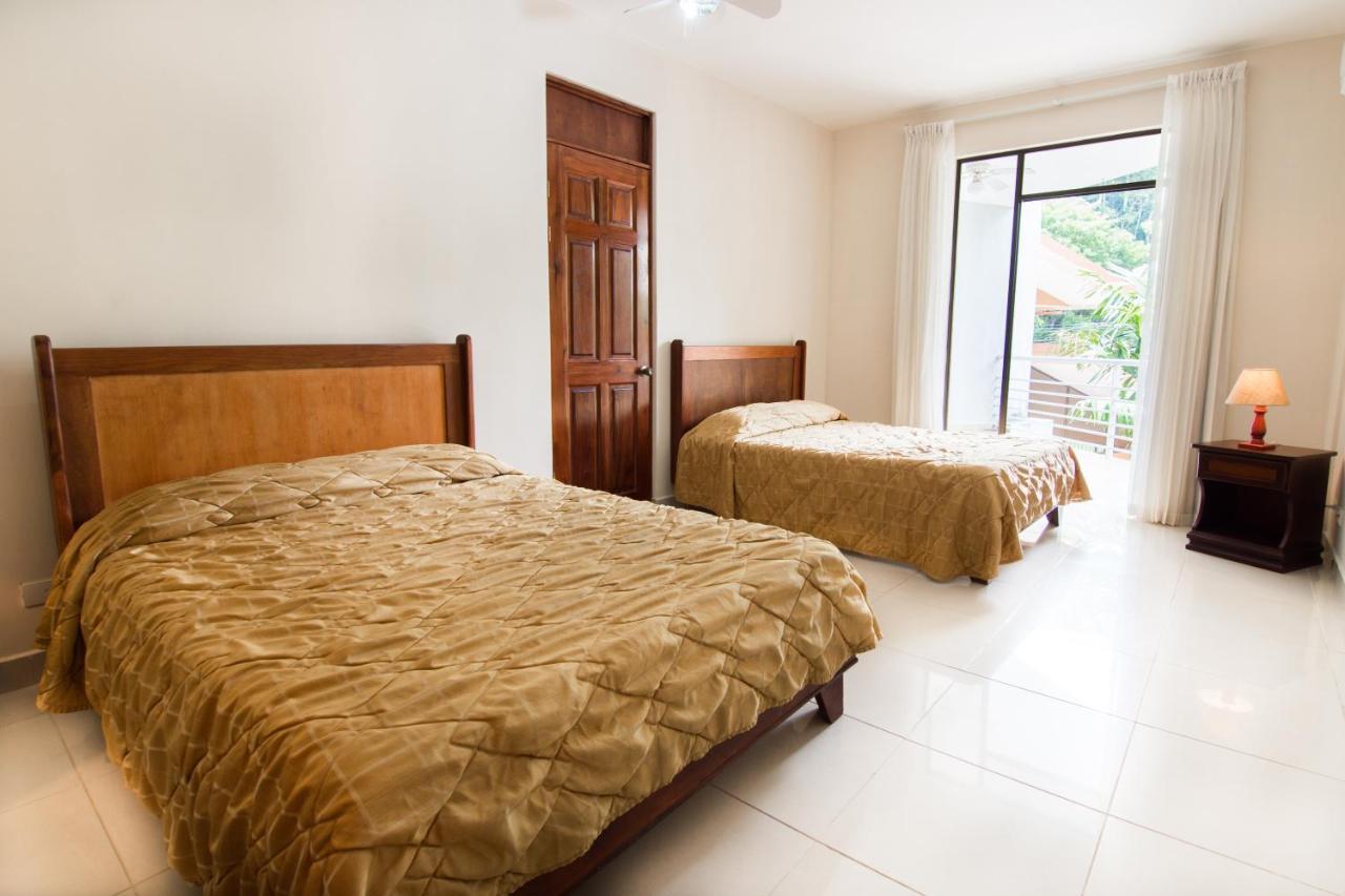 Hotel Punta Leona Хако Экстерьер фото