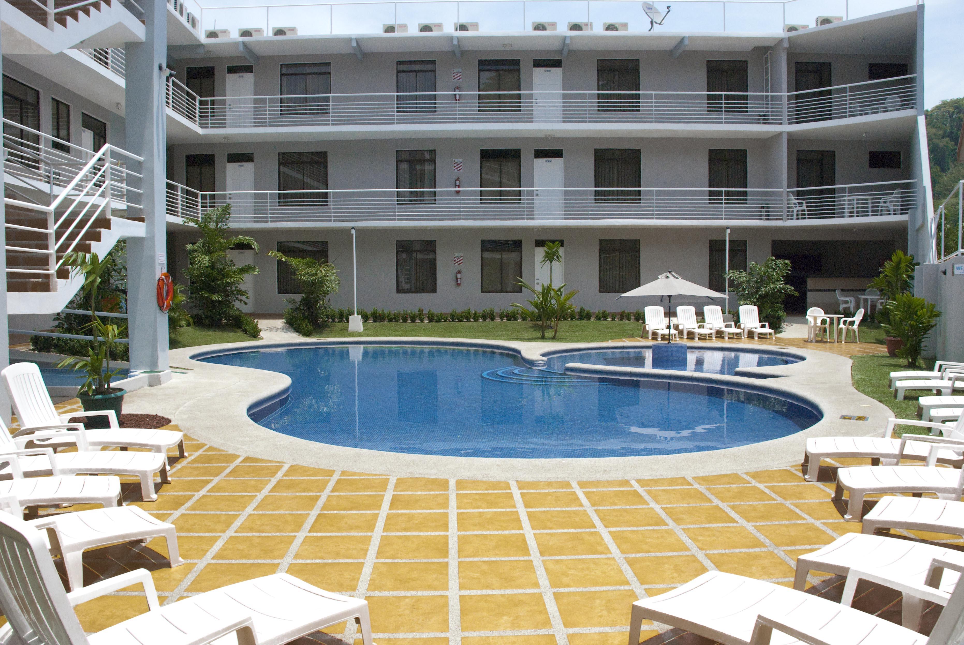Hotel Punta Leona Хако Экстерьер фото
