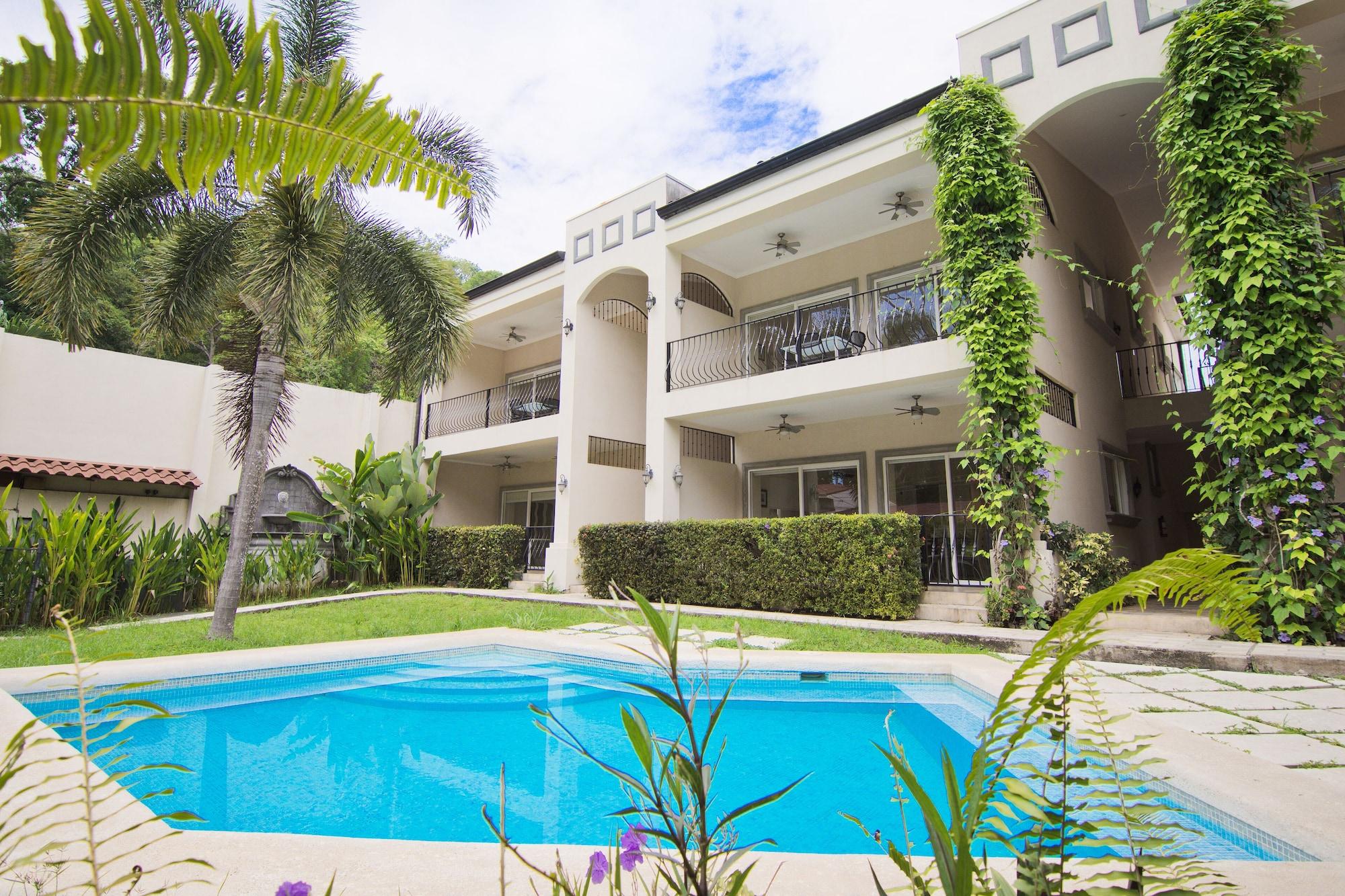 Hotel Punta Leona Хако Экстерьер фото